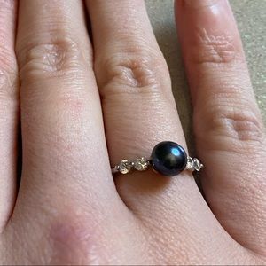 Vantel Pearls Skydancer ring